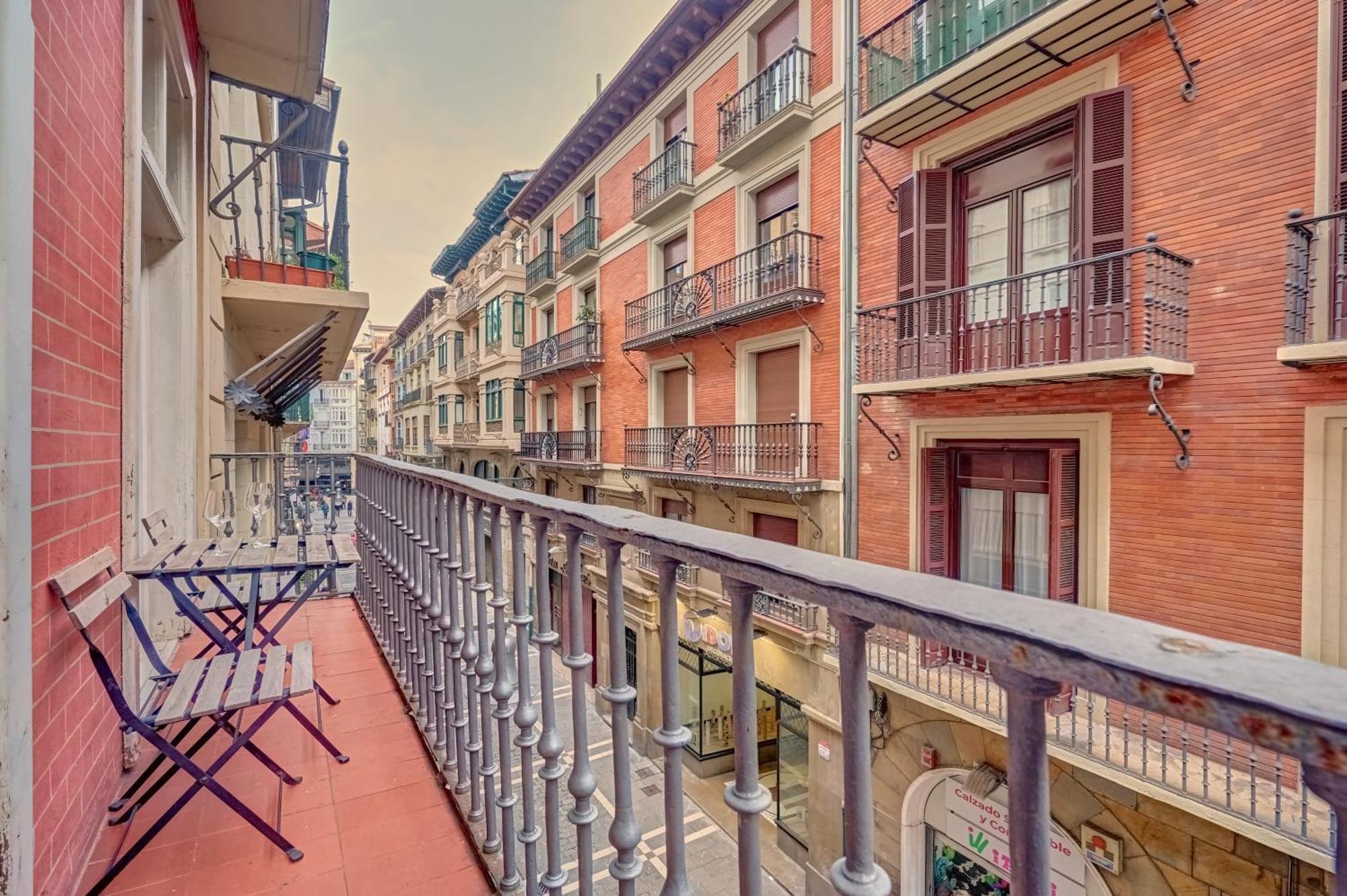 Heart Of Iii By Clabao * Pamplona