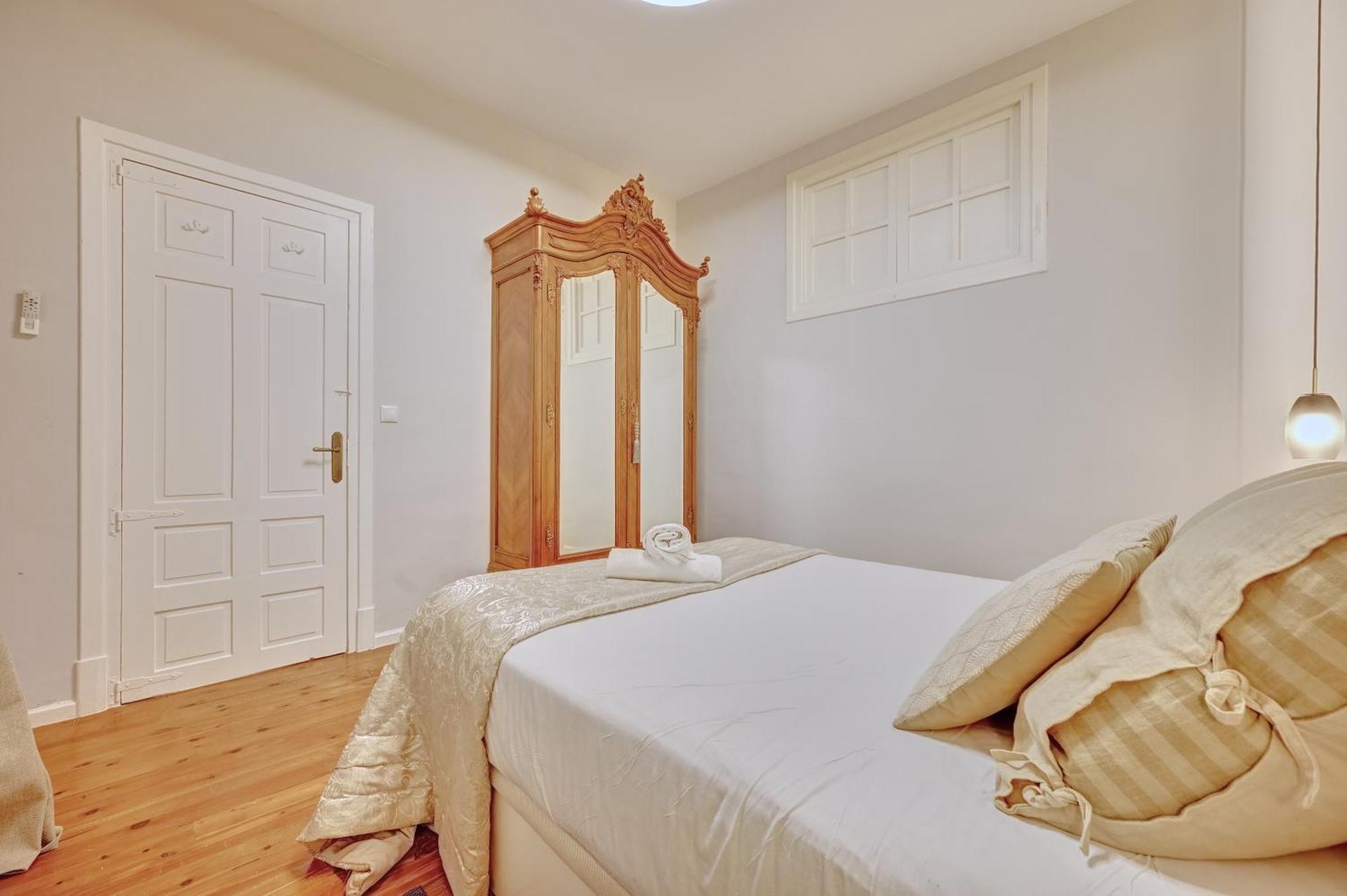 Heart Of Iii By Clabao Apartment Pamplona